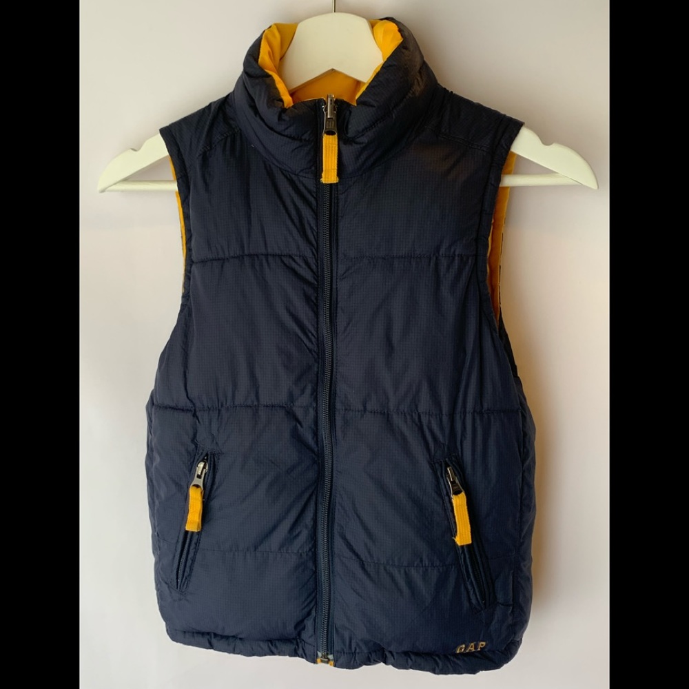 GAP puffer vest double sided🤩🙀